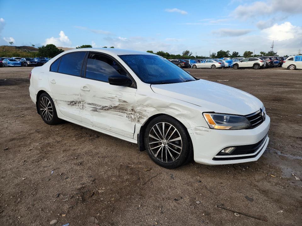 Продажа на аукционе авто 2016 Volkswagen Jetta, vin: 3VWD17AJXGM404779, номер лота: 48836076