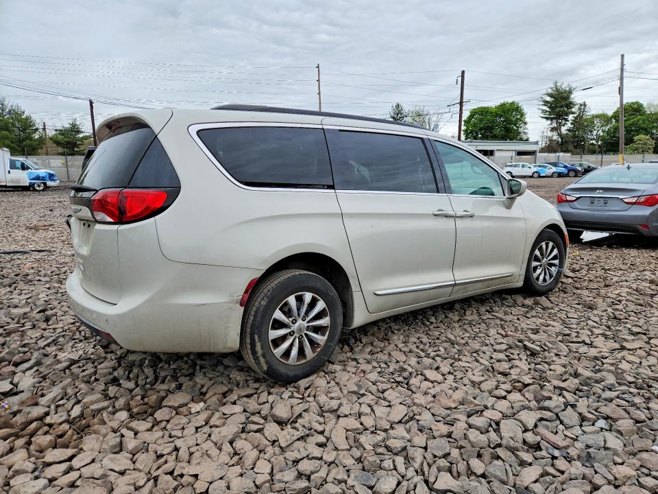 Продажа на аукционе авто 2017 Chrysler Pacifica, vin: 2C4RC1BG6HR739745, номер лота: 51604776