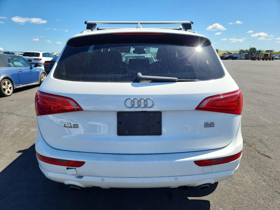 2010 Audi Q5 მანქანა იყიდება აუქციონზე, vin: WA1LKBFP2AA080088, აუქციონის ნომერი: 48701236