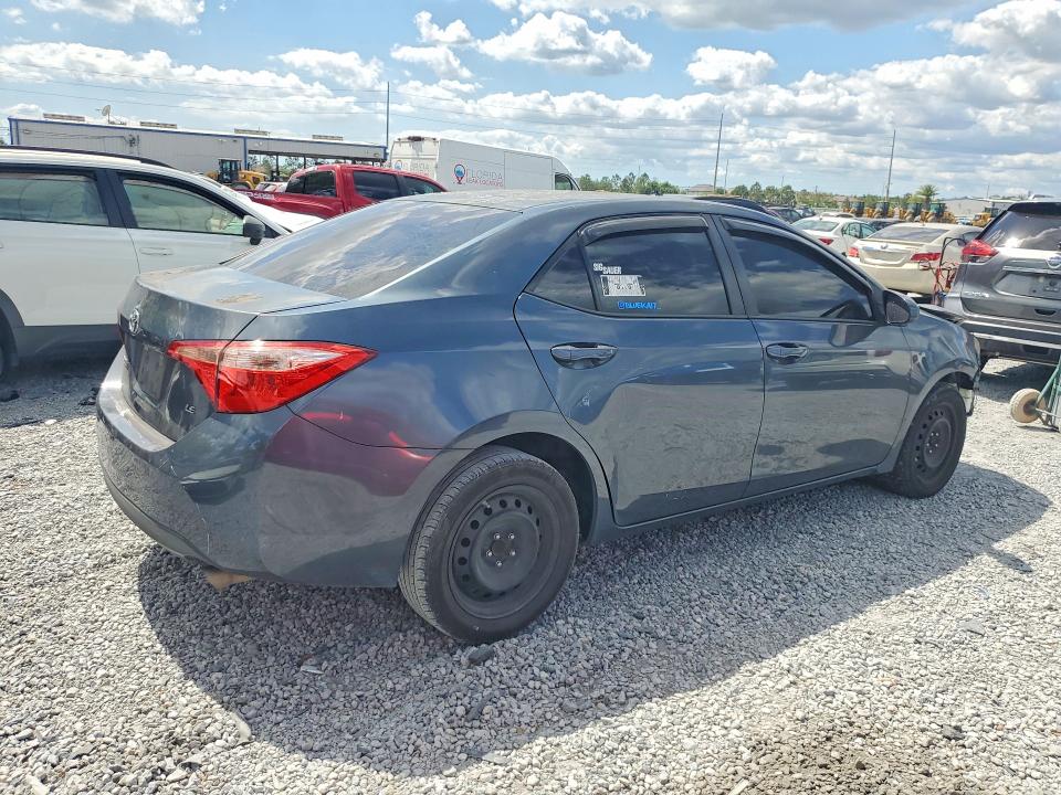 Продаж на аукціоні авто 2018 Toyota Corolla, vin: 5YFBURHE0JP784656, номер лоту: 51637496