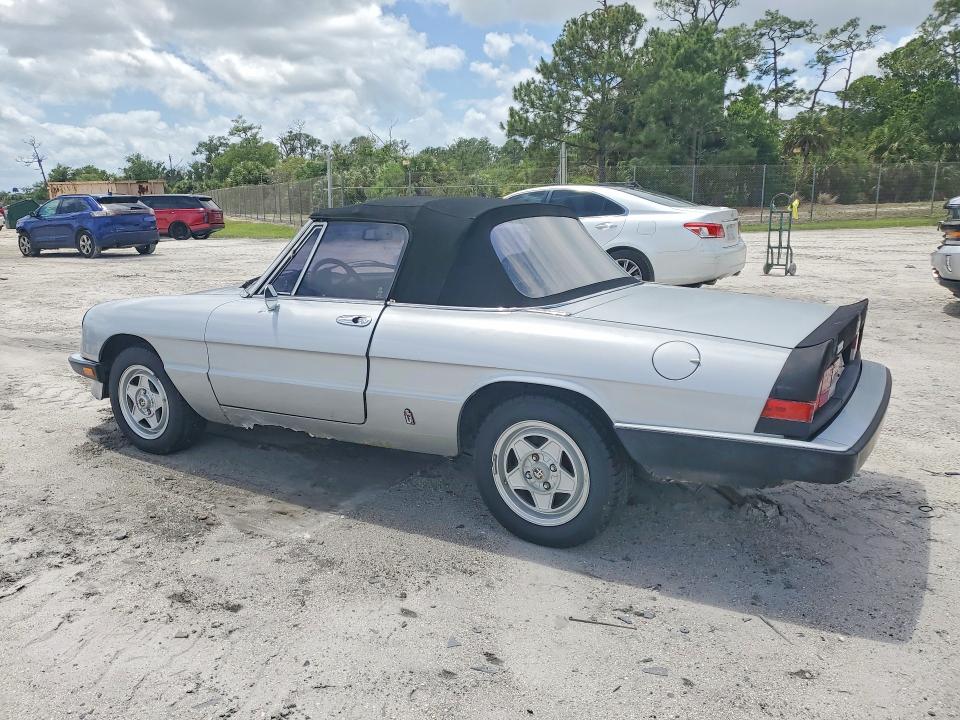 49408376 :رقم المزاد ، ZARBA5412F1021396 vin ، 1985 Alfa Romeo Veloce مزاد بيع