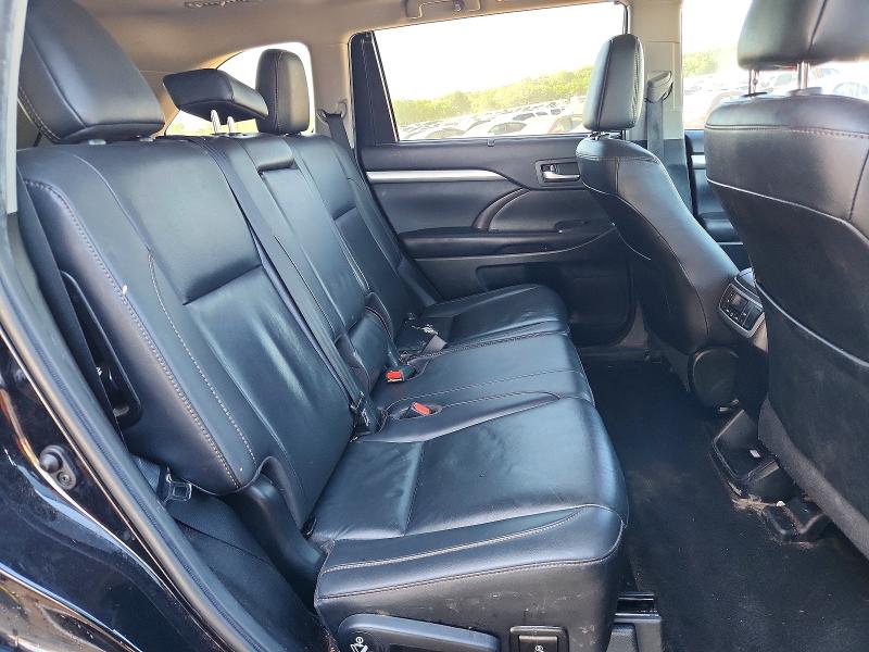 Продажа на аукционе авто 2019 Toyota Highlander, vin: 5TDKZRFH6KS348448, номер лота: 49240156