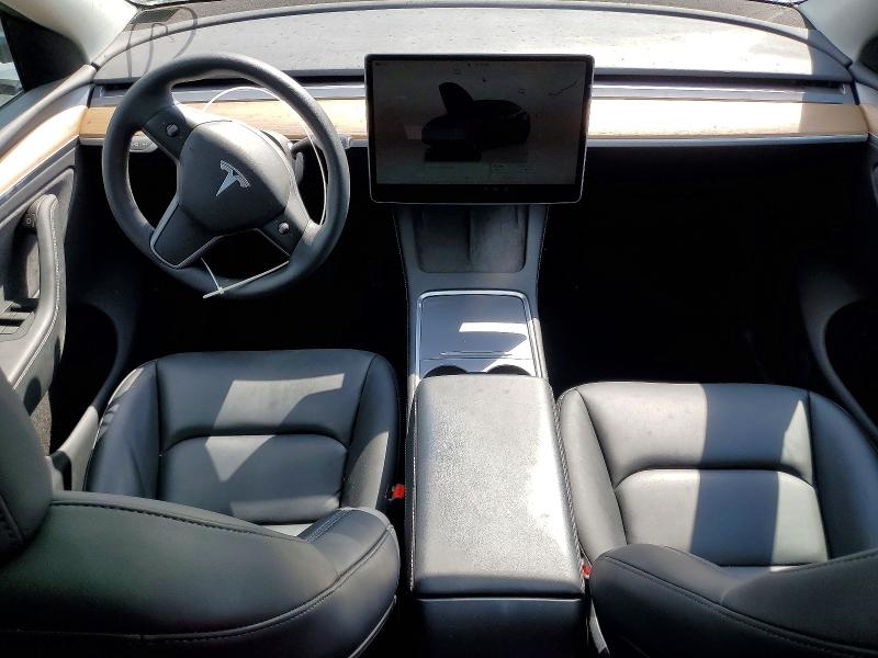 2024 Tesla Model Y მანქანა იყიდება აუქციონზე, vin: 7SAYGDEE4RA261236, აუქციონის ნომერი: 50263036