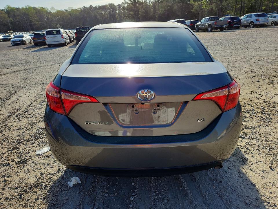 48018486 :رقم المزاد ، 2T1BURHE3HC935354 vin ، 2017 Toyota Corolla مزاد بيع