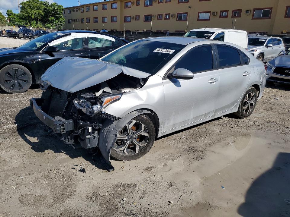2021 Kia Forte მანქანა იყიდება აუქციონზე, vin: 3KPF24AD0ME348763, აუქციონის ნომერი: 47269686