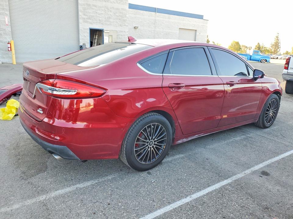 Продажа на аукционе авто 2019 Ford Fusion, vin: 3FA6P0HD5KR216139, номер лота: 50948686