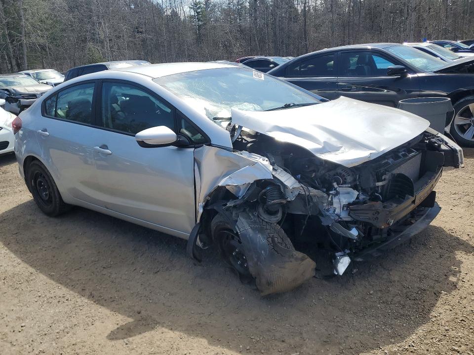 49936656 :رقم المزاد ، 3KPFL4A78JE268288 vin ، 2018 Kia Forte مزاد بيع