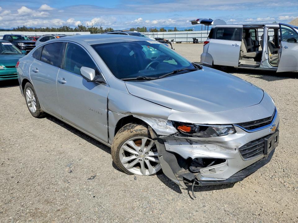 Продаж на аукціоні авто 2018 Chevrolet Malibu, vin: 1G1ZD5ST4JF245391, номер лоту: 49927966