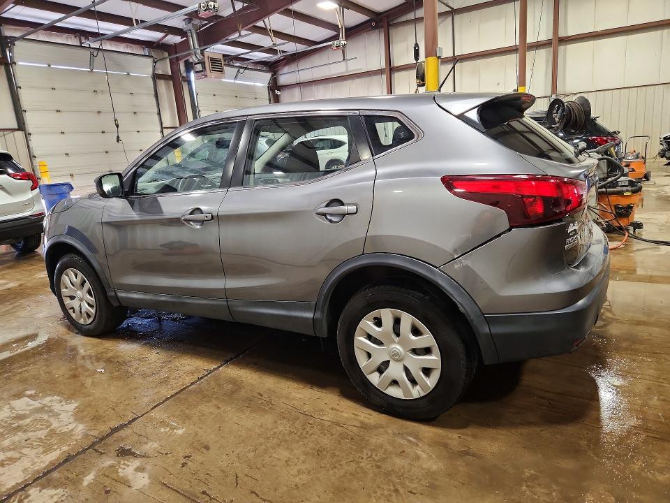 50237926 :رقم المزاد ، JN1BJ1CR9JW256483 vin ، 2018 Nissan Rogue Sport مزاد بيع