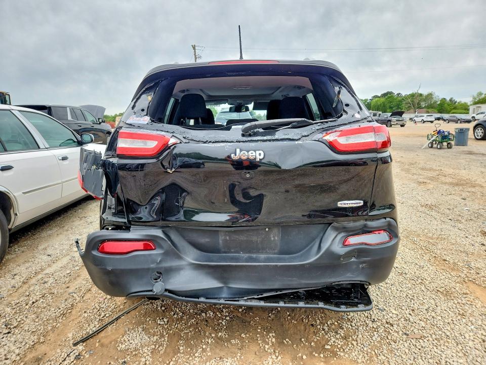 48820456 :رقم المزاد ، 1C4PJLCB0HW650725 vin ، 2017 Jeep Cherokee مزاد بيع