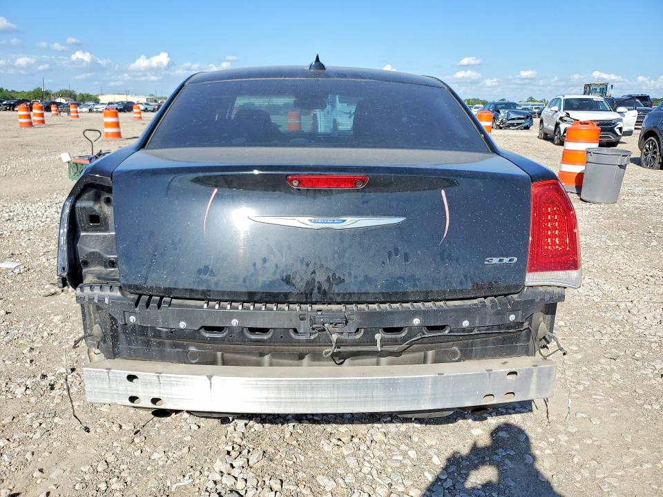 49124636 :رقم المزاد ، 2C3CCAAG1JH308365 vin ، 2018 Chrysler 300 مزاد بيع