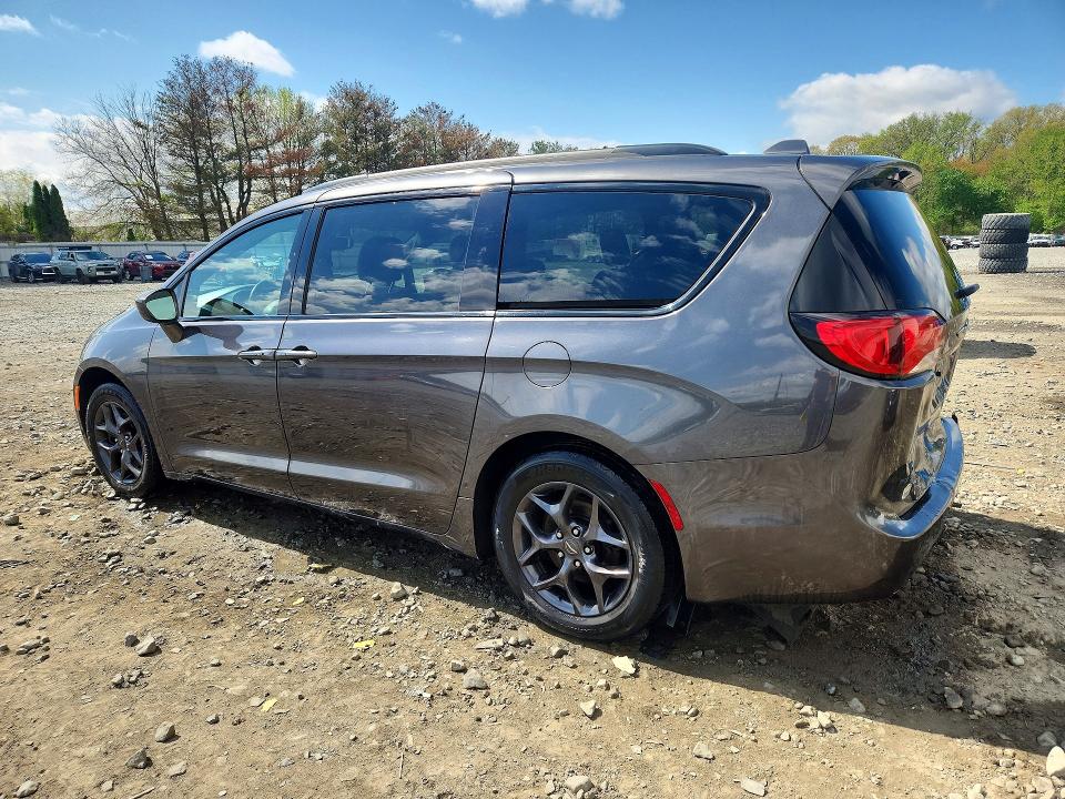 2018 Chrysler Pacifica მანქანა იყიდება აუქციონზე, vin: 2C4RC1EG5JR332744, აუქციონის ნომერი: 49988706