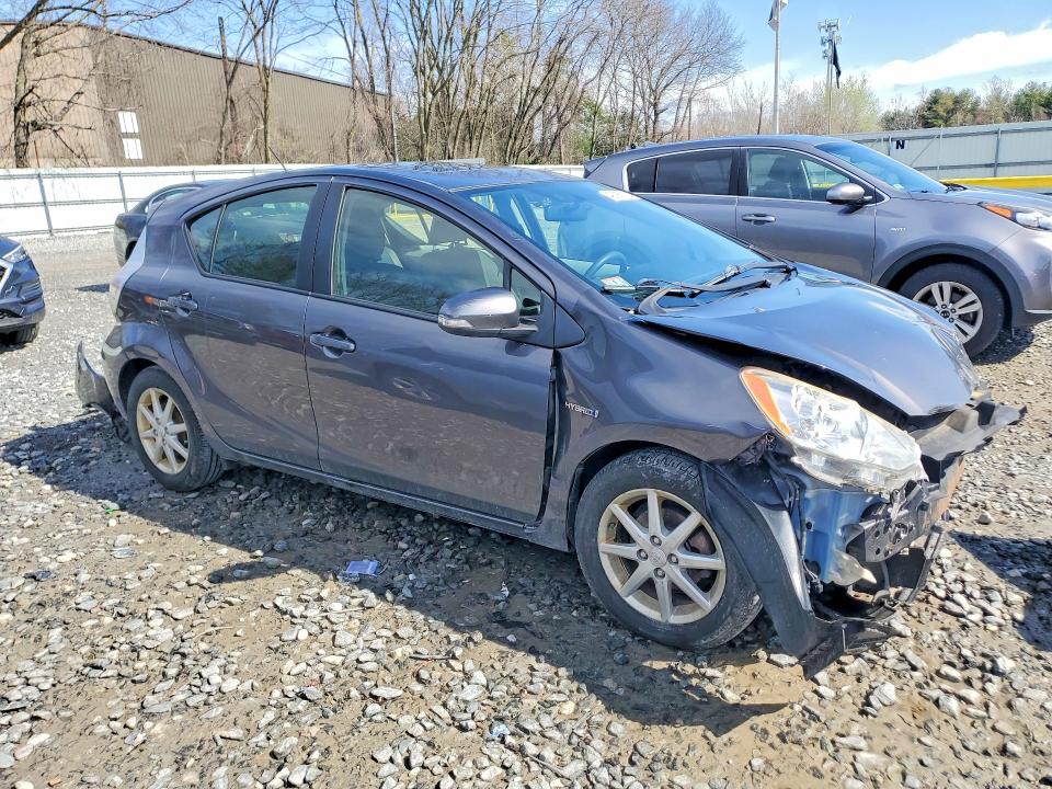 Продажа на аукционе авто 2014 Toyota Prius C, vin: JTDKDTB38E1084429, номер лота: 49795716