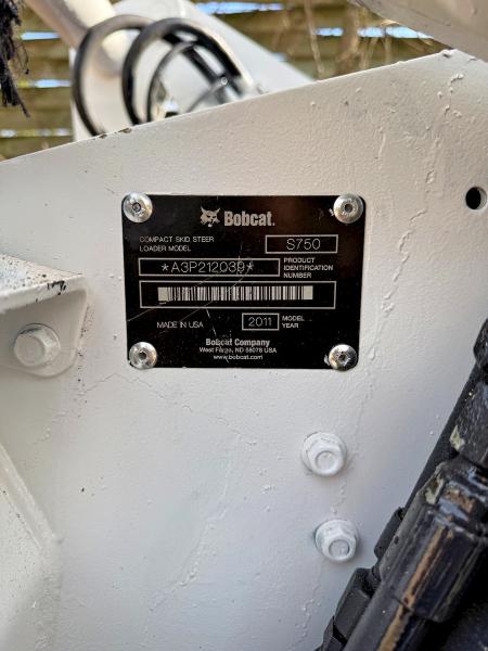 50366016 :رقم المزاد ، A3P212039 vin ، 2011 Bobcat S750 مزاد بيع