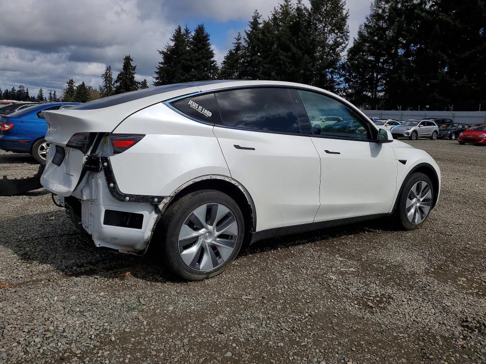 Продаж на аукціоні авто 2024 Tesla Model Y, vin: 7SAYGAEE1RF988979, номер лоту: 49667596