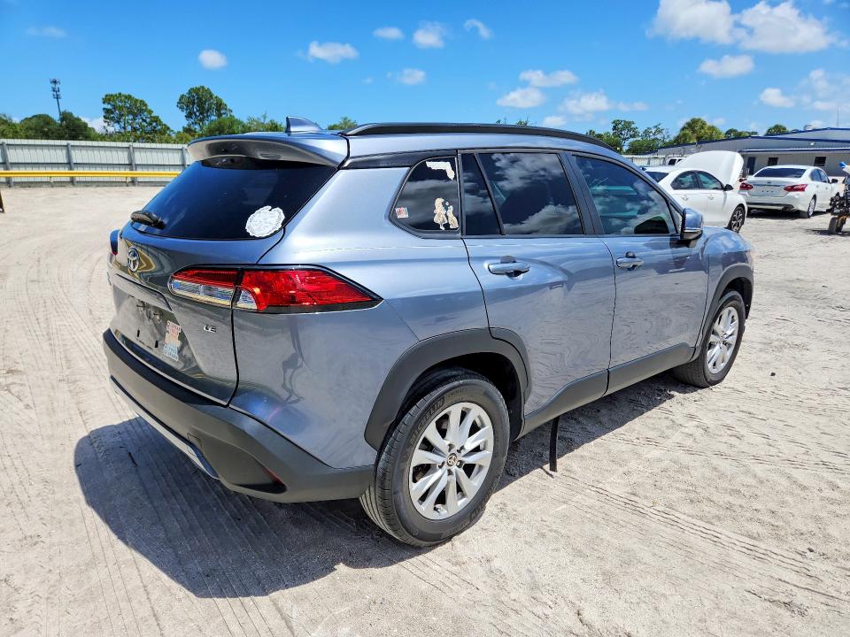 Продажа на аукционе авто 2022 Toyota Corolla Cross, vin: 7MUCAAAG4NV032567, номер лота: 50917796
