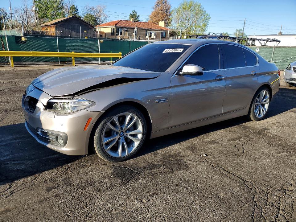 51148096 :رقم المزاد ، WBA5B3C55GG258182 vin ، 2016 Bmw 535 مزاد بيع