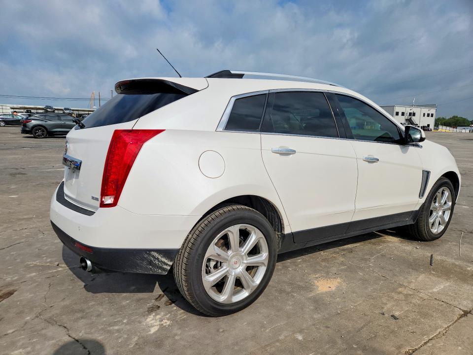 50932616 :رقم المزاد ، 3GYFNDE39FS637826 vin ، 2015 Cadillac Srx مزاد بيع