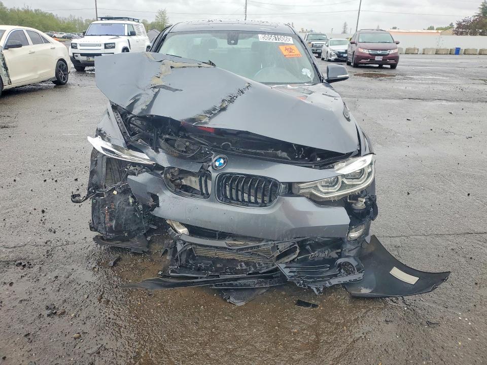 59729816 :رقم المزاد ، WBA8A3C54JA499595 vin ، 2018 Bmw 320 مزاد بيع