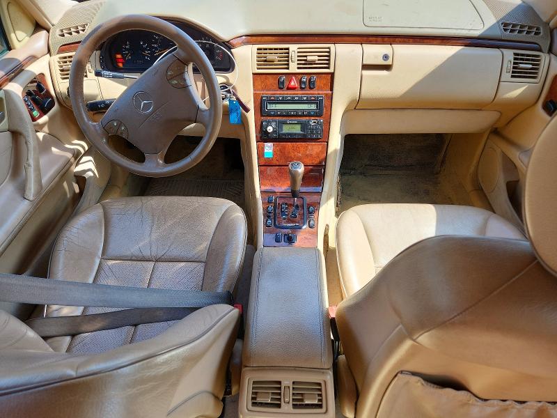 48150996 :رقم المزاد ، WDBJF65J4YB123676 vin ، 2000 Mercedes-benz E مزاد بيع