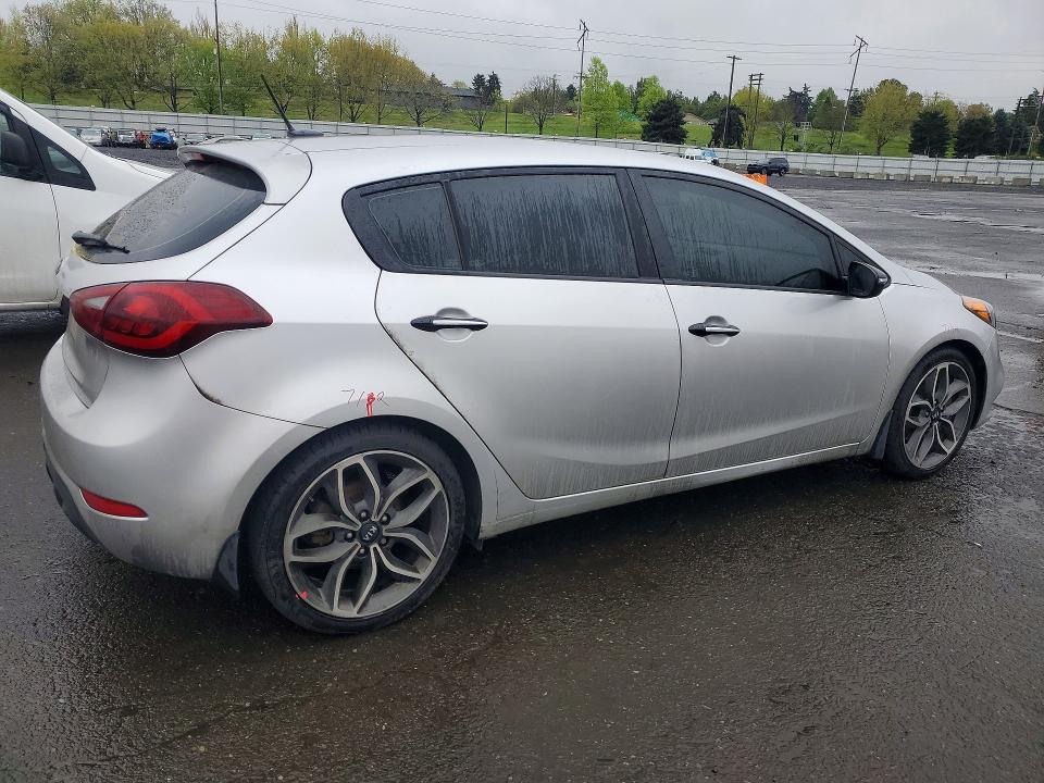 2015 Kia Forte მანქანა იყიდება აუქციონზე, vin: KNAFZ5A36F5285902, აუქციონის ნომერი: 49773756