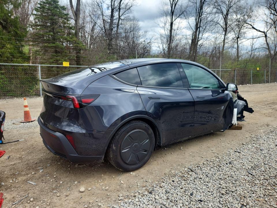 Продажа на аукционе авто 2026 Tesla Model Y, vin: 7SAYGDED7TA600019, номер лота: 49463246