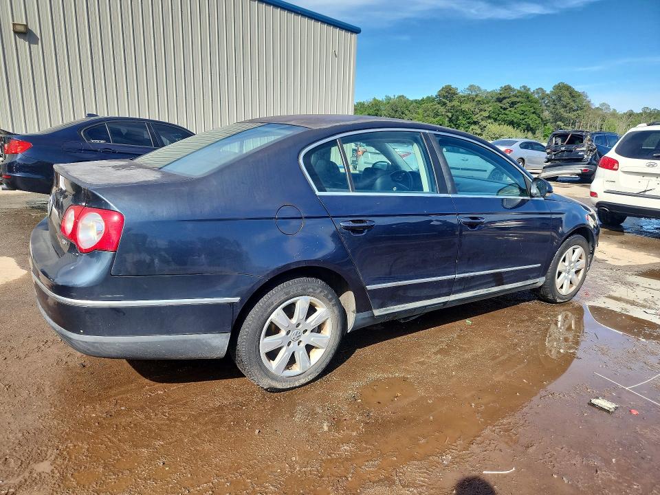 51301036 :رقم المزاد ، WVWAK73C07E143816 vin ، 2007 Volkswagen Passat مزاد بيع