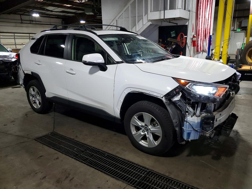 Продажа на аукционе авто 2019 Toyota Rav4, vin: JTMP1RFV5KD017696, номер лота: 51895526