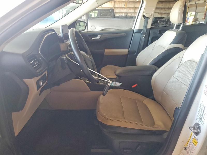 Продажа на аукционе авто 2020 Ford Escape, vin: 1FMCU9J95LUB15642, номер лота: 50449906