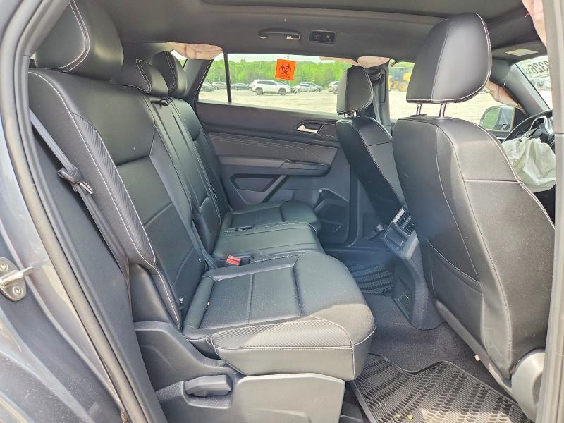 52033326 :رقم المزاد ، 1V2JE2CA8NC222053 vin ، 2022 Volkswagen Atlas Cross Sport مزاد بيع
