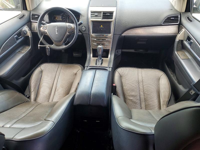 49787636 :رقم المزاد ، 2LMDJ8JK0BBJ13963 vin ، 2011 Lincoln Mkx مزاد بيع