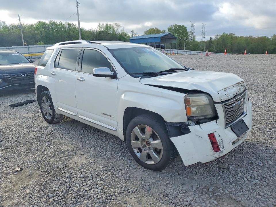 48319736 :رقم المزاد ، 2GKFLZE38F6341773 vin ، 2015 Gmc Terrain مزاد بيع