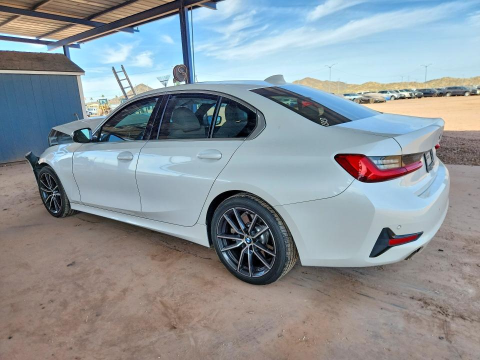 50807606 :رقم المزاد ، WBA5R1C59KAJ98516 vin ، 2019 Bmw 330i مزاد بيع
