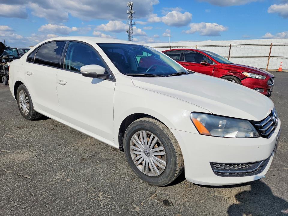 2015 Volkswagen Passat მანქანა იყიდება აუქციონზე, vin: 1VWAT7A36FC077263, აუქციონის ნომერი: 51443626