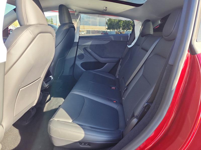 Продаж на аукціоні авто 2026 Tesla Model Y, vin: 7SAYGDEE6TF562598, номер лоту: 50698526