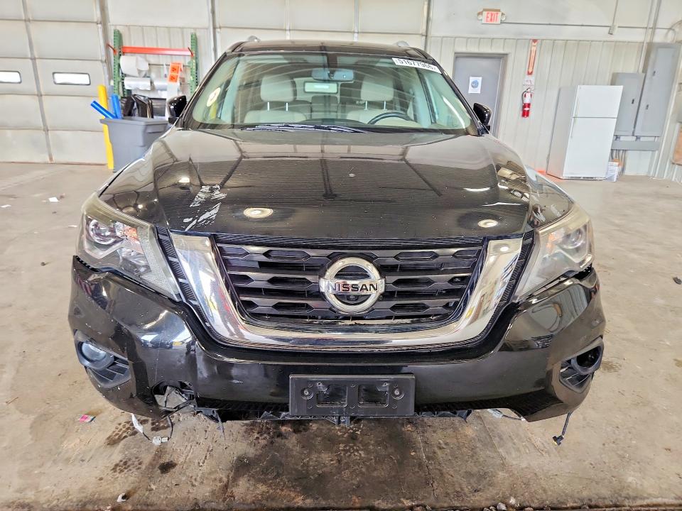 Продажа на аукционе авто 2017 Nissan Pathfinder, vin: 5N1DR2MN7HC624439, номер лота: 51677966