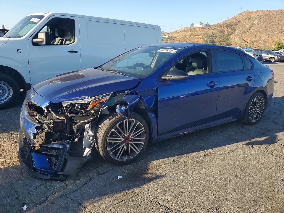 50268736 :رقم المزاد ، 3KPF44AC0ME395244 vin ، 2021 Kia Forte مزاد بيع