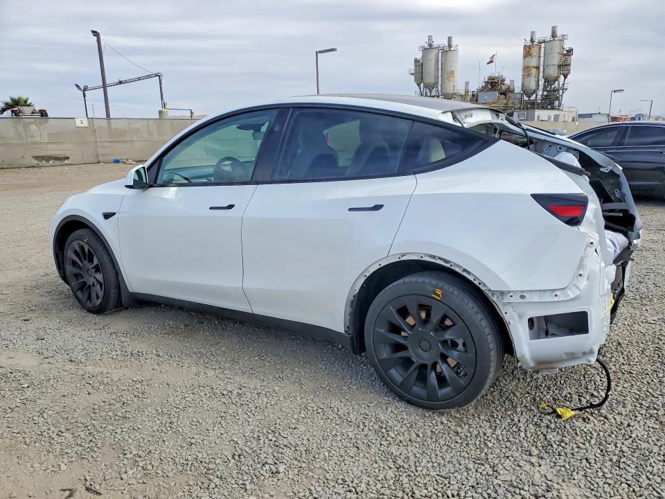 Продажа на аукционе авто 2023 Tesla Model Y, vin: 7SAYGDEE5PF850781, номер лота: 48694326