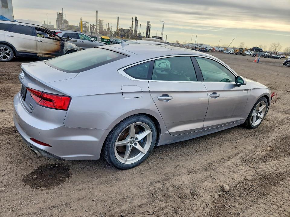 49785756 :رقم المزاد ، WAUENCF56JA010262 vin ، 2018 Audi A5 مزاد بيع