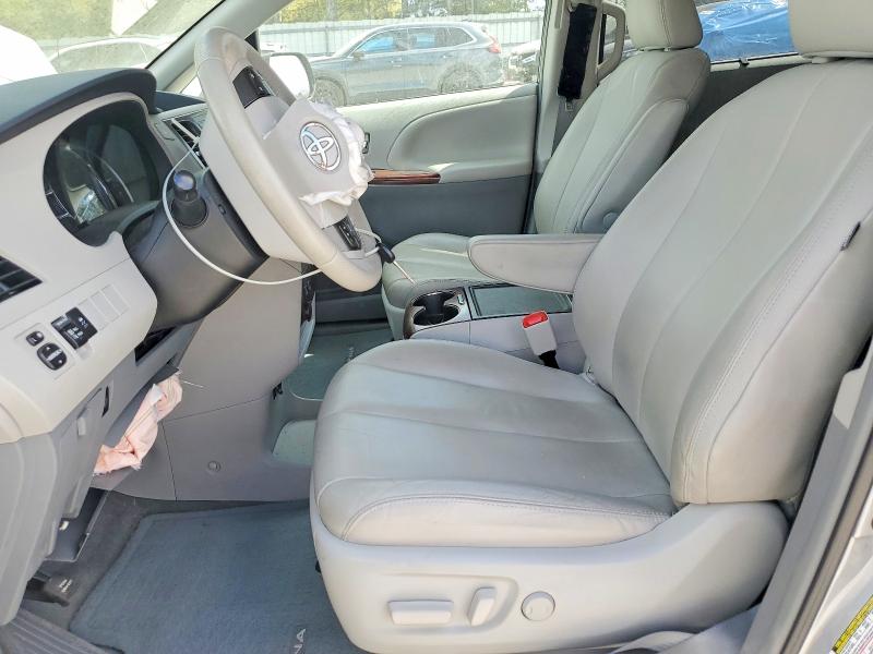2014 Toyota Sienna მანქანა იყიდება აუქციონზე, vin: 5TDYK3DC8ES520115, აუქციონის ნომერი: 48163116