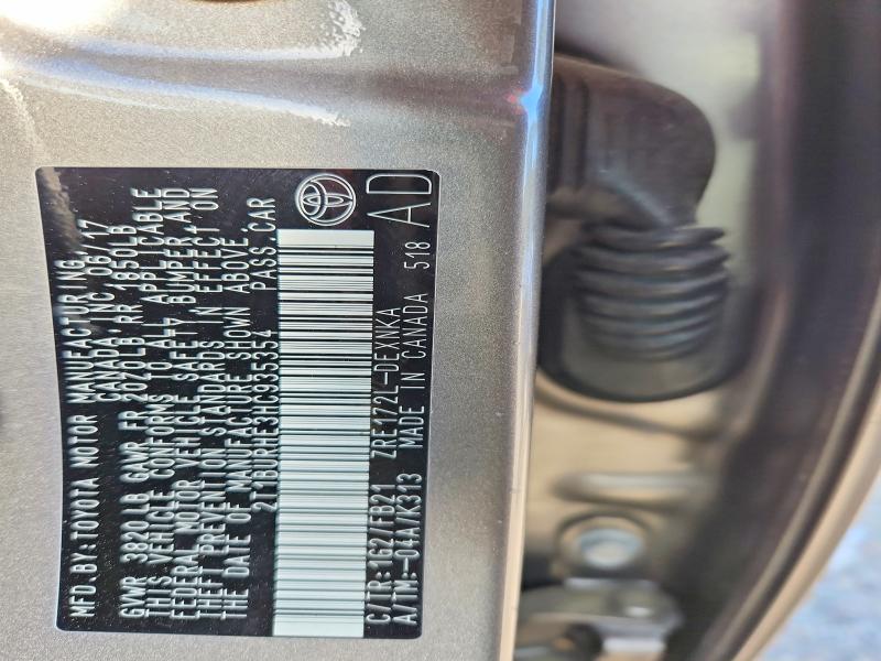 48018486 :رقم المزاد ، 2T1BURHE3HC935354 vin ، 2017 Toyota Corolla مزاد بيع