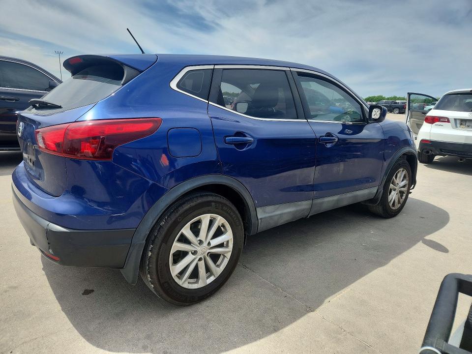 Продаж на аукціоні авто 2018 Nissan Rogue Sport, vin: JN1BJ1CP4JW106876, номер лоту: 48965876