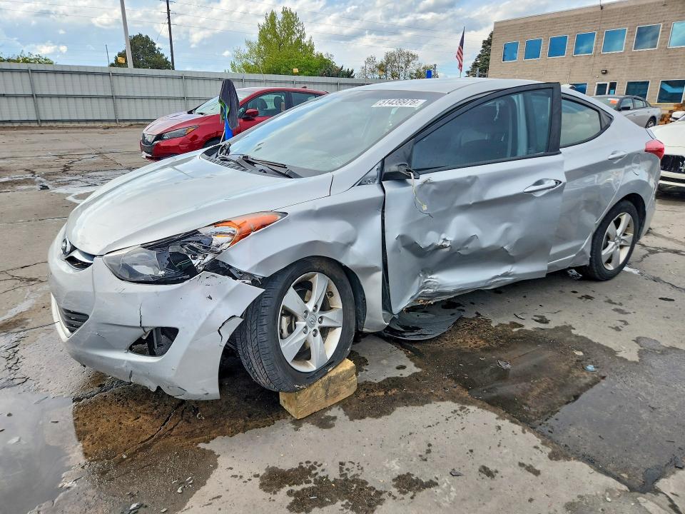 51439976 :رقم المزاد ، 5NPDH4AE6DH351113 vin ، 2013 Hyundai Elantra مزاد بيع