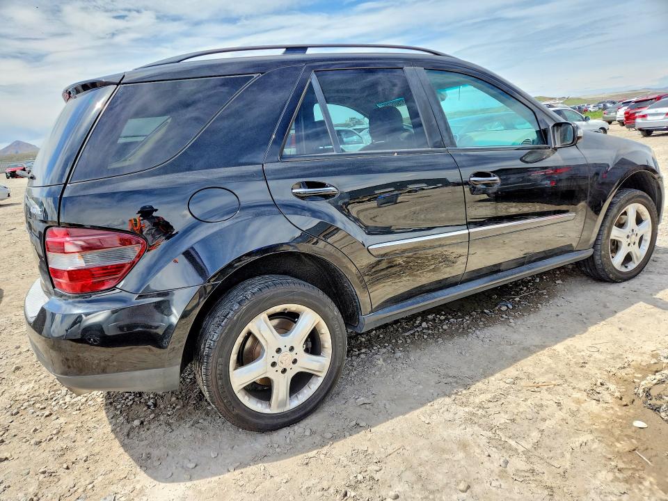 Продажа на аукционе авто 2008 Mercedes-benz Ml, vin: 4JGBB86E58A385206, номер лота: 51908086