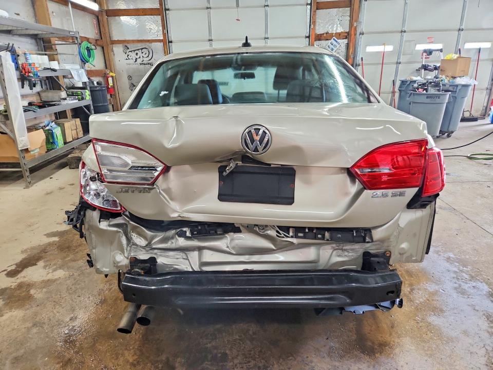 2013 Volkswagen Jetta მანქანა იყიდება აუქციონზე, vin: 3VWDP7AJ0DM237567, აუქციონის ნომერი: 48977826