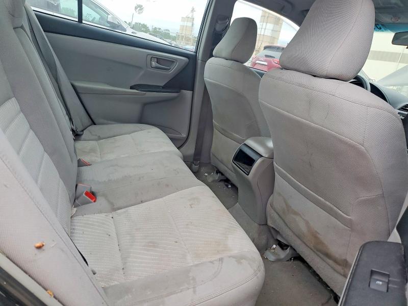 51092786 :رقم المزاد ، 4T4BF1FK1FR472474 vin ، 2015 Toyota Camry مزاد بيع