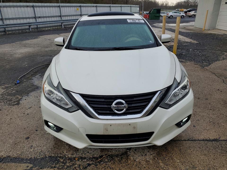 Продажа на аукционе авто 2017 Nissan Altima, vin: 1N4AL3AP3HC250048, номер лота: 48175616