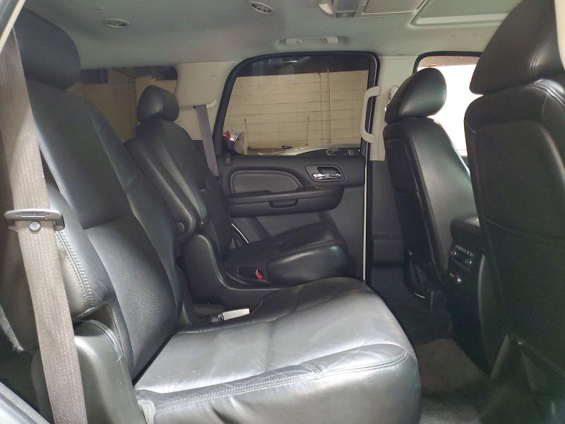 2010 Cadillac Escalade მანქანა იყიდება აუქციონზე, vin: 1GYUKBEF1AR244378, აუქციონის ნომერი: 50424066