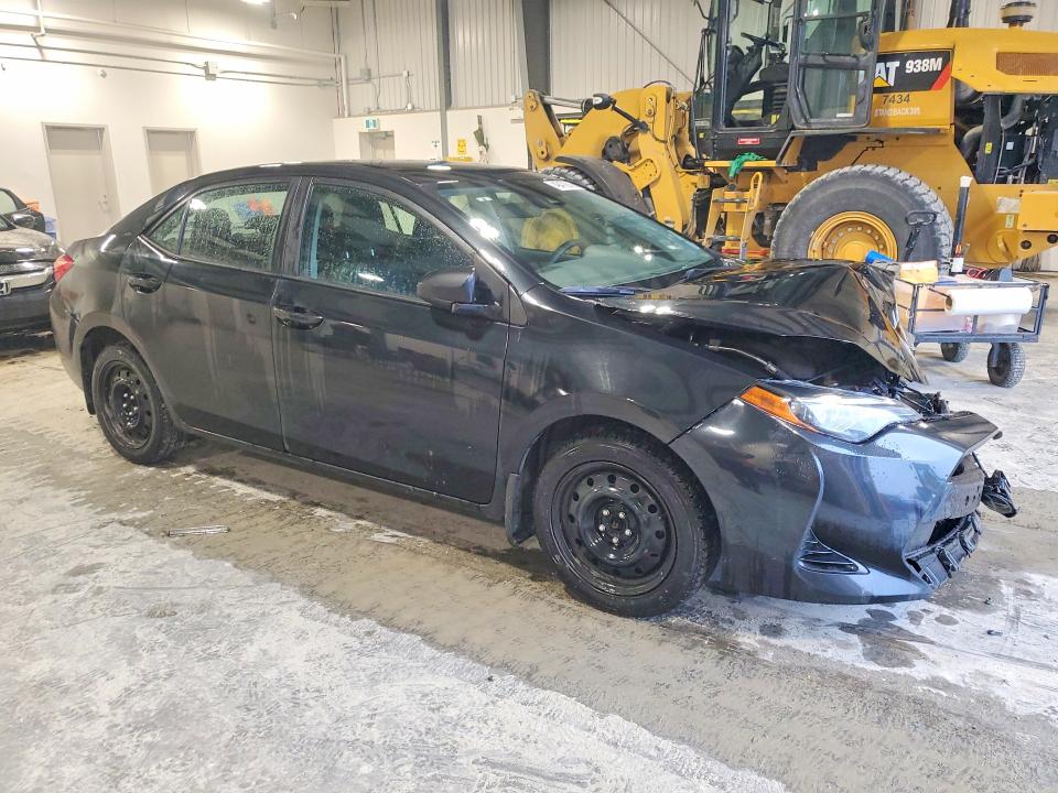 Продаж на аукціоні авто 2018 Toyota Corolla, vin: 2T1BURHE3JC095677, номер лоту: 49472916