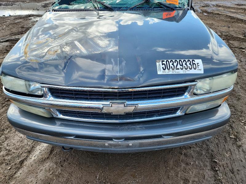50329336 :رقم المزاد ، 1GNFK16Z42J294961 vin ، 2002 Chevrolet Suburban مزاد بيع